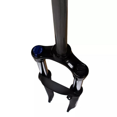 Priekinė šakė SR Suntour XCM 30DS, 27.5", 1 1/8" disk. stabdžiams (juoda)