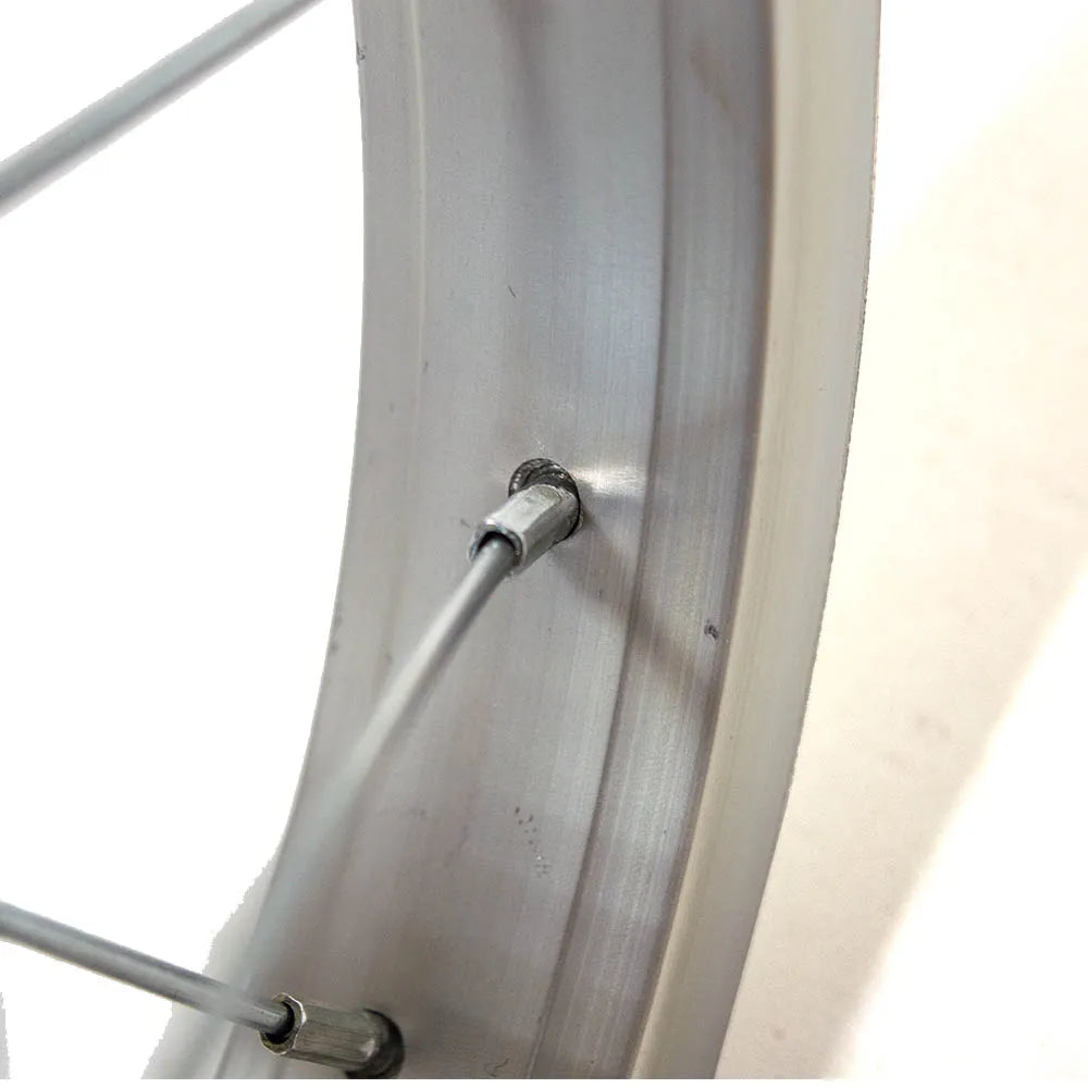 Priekinis ratas 12", v-brake, veržlė