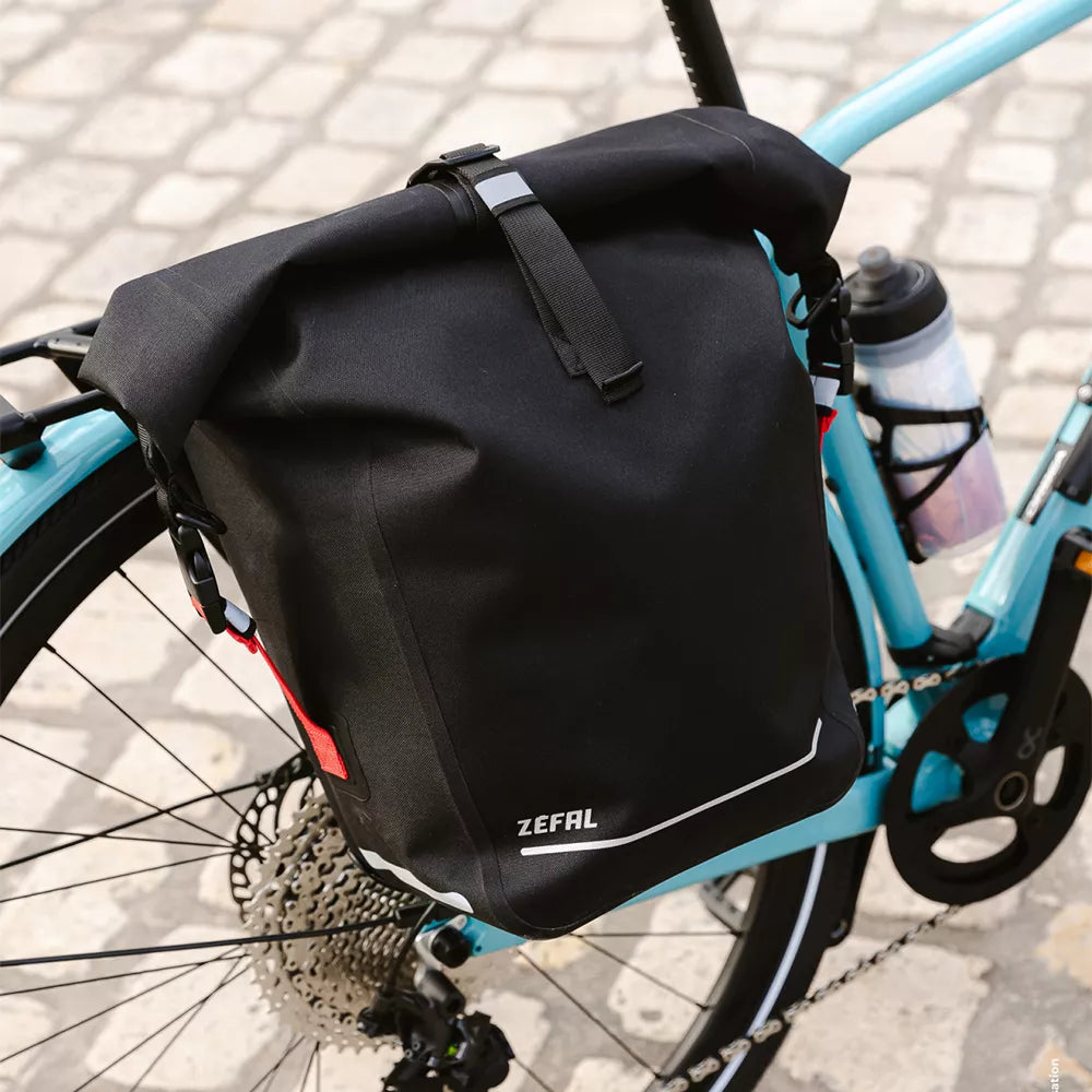 Dviračio krepšys ant bagažinės Zefal Z Traveler S20 // 20 l (juodas, matinis)