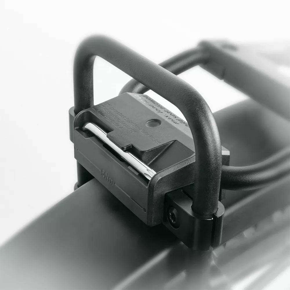 Bagažinė SKS Infinity Universal AVS // tvirtinimas su AVS sistema