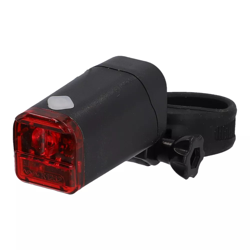 Žibintų komplektas Fischer LED // 30/15 Lux, su baterijomis