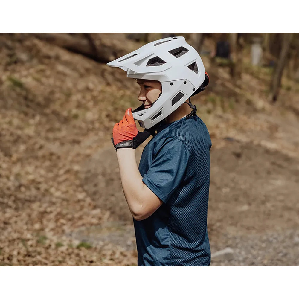 Šalmas FORCE Drop Downhill // dydis: XS - S (51-54 cm) (balta/pilka)