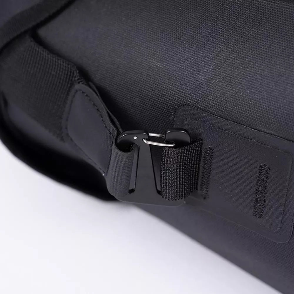 Šoninis krepšys ant bagažinės AtranVelo Commuter Side WP // 27L, 16x44x31 cm, Water-Proof (juoda)